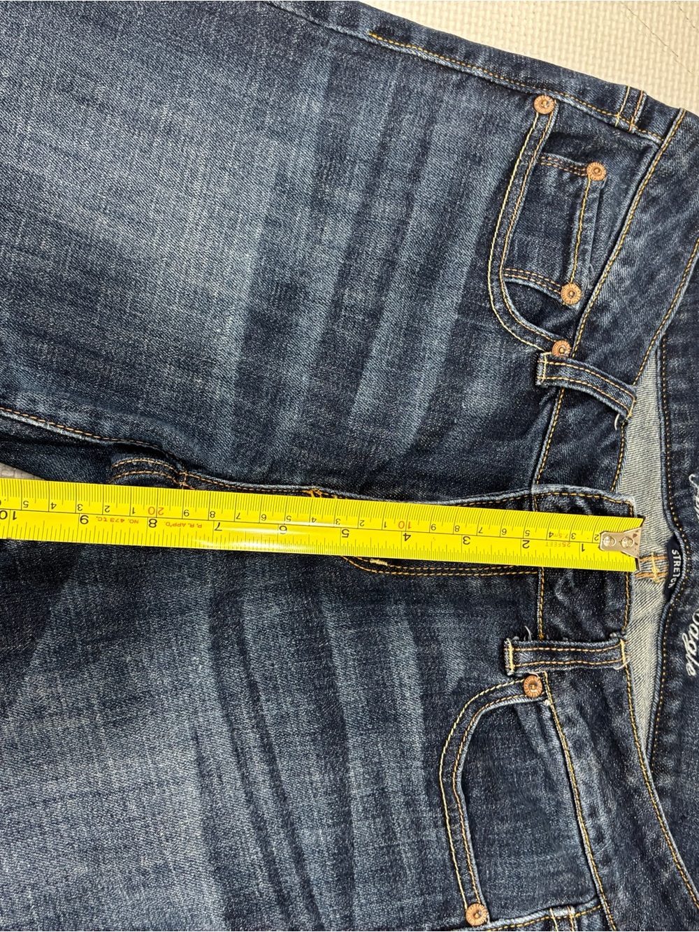 American Eagle Outfitters Women’s Indigo Straight-Leg Jeans - Picture 3 of 10